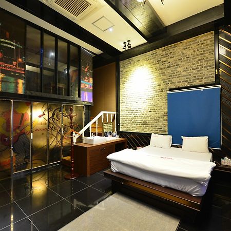 Daegu Piano Motel Eksteriør billede