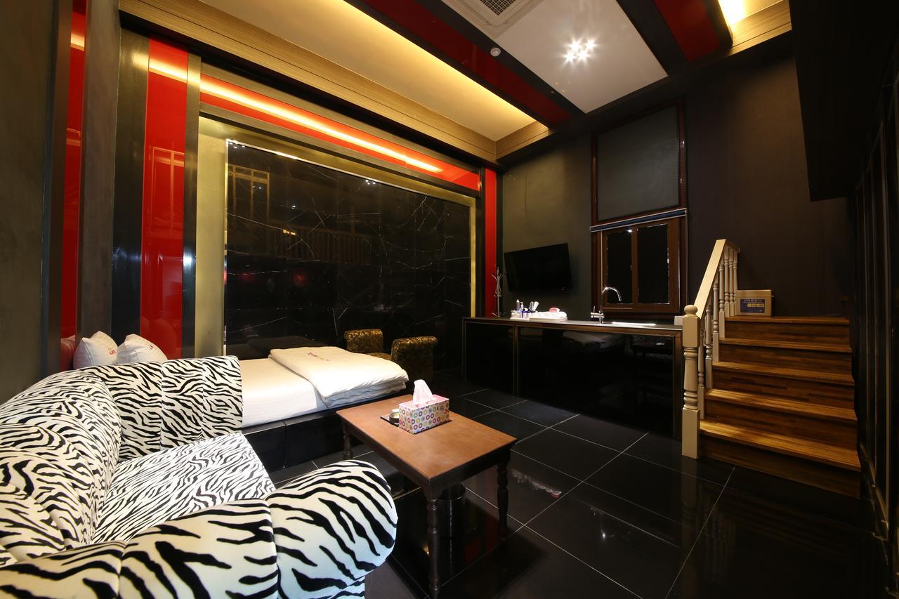 Daegu Piano Motel Eksteriør billede